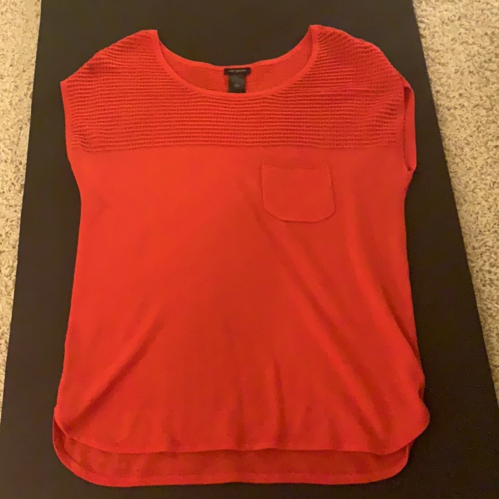 Ann Taylor red shirt sleeve sweater top